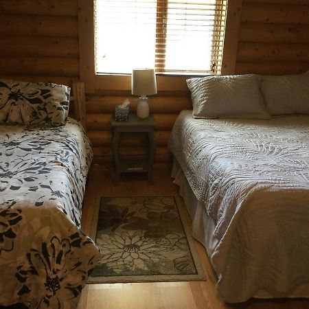 Folding Mountain B & B Fort Nelson Zewnętrze zdjęcie